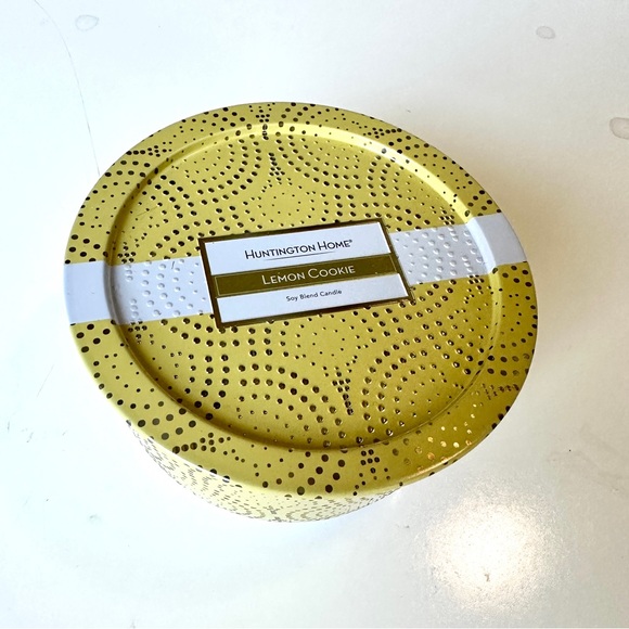 Huntington Home Lemon Cookie Candle with 3 wicks in decorative yellow gold tin. - Picture 4 of 9